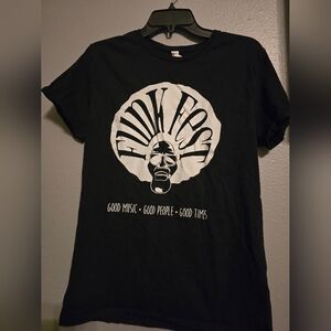 GUC FUNK FEST GOOD FOOD,GOOD PEOPLE, GOOD MUSIC MEDIUM BLACK & WHITE T SHIRT.